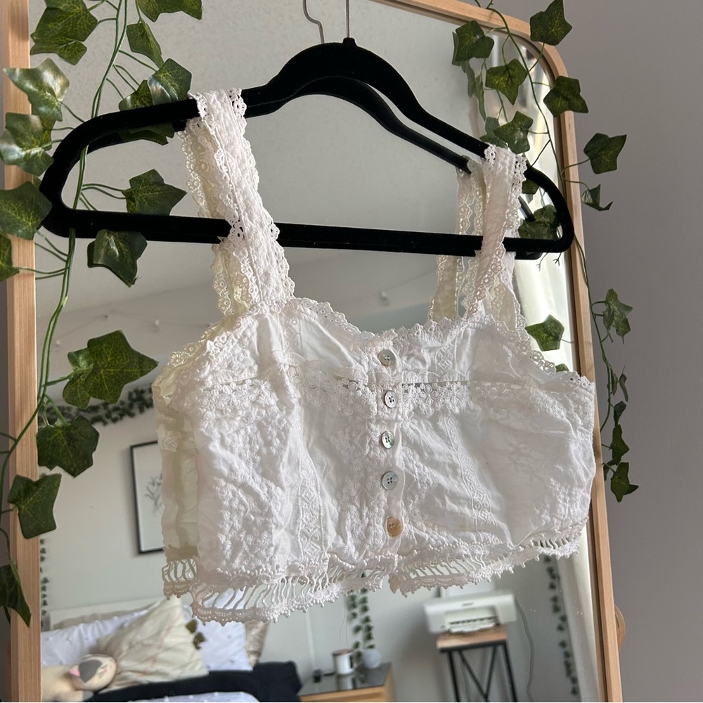 LF white tank